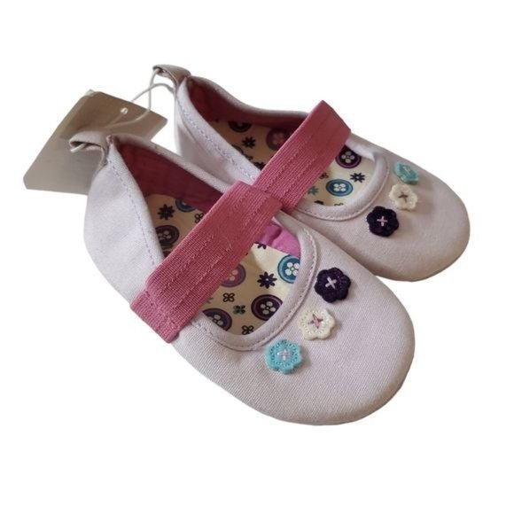 ADIDAS/ BABY GAP/ TOMMY HILFIGER/ OLD NAVY Baby clothes bundle with shoes - Picture 5 of 9